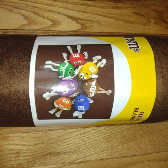 New with Tags M & Ms Fleece Blanket - Picture 6 of 8